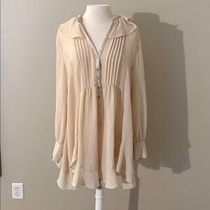 Entro Cream Button-Up Blouse